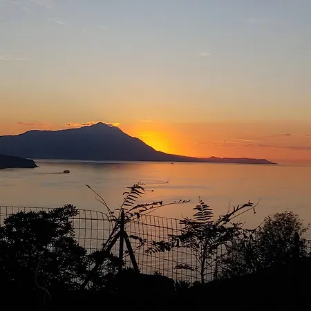 Il Panorama Di Ercole Gasthof Monte di Procida